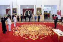 Presiden Jokowi lantik Gubernur dan Wagub DIY, di Istana Negara, Jakarta, Senin (10/10/2022) pagi. (Foto: Humas Setkab/Agung) 