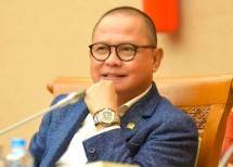 Mukhtarudin, Anggota Komisi VII DPR RI (Fraksi Golkar).