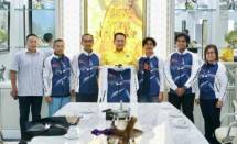 Ketum IMI Bambang Soesatyto (Tengah) 