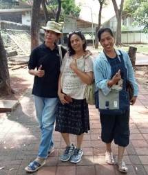 Wartawan Senior Farida Denura (Pakai Topi)