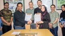MoU tersebut ditandai dengan kunjungan pihak Aerodyne Group dari Malaysia ke Pabrik ExtraGEN di Sleman, Yogyakarta