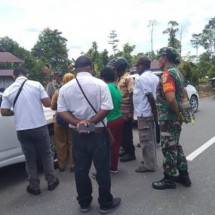 Babinsa Koramil 1710-03 Kuala Kencana Dampingi Tim DPMDK Dalam Rangka Survey Lokasi Pemekaran Kampung