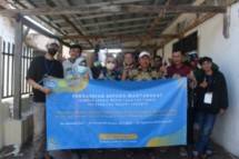 Dosen UNJ dan Pemuda Desa Pantai Bahagia. (Ist)
