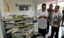  Menkop UKM Tinjau BUMR Pangan di Sukabumi