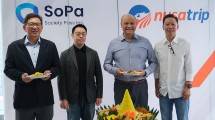 Raynauld Liang - CFO Society Pass; Johanes (Joe) Chang - CEO NusaTrip; Dennis Nguyen - Founder, Chairman dan CEO Society Pass Inc; Patrick Soetanto - Country Manager Society Pass Indonesia