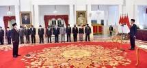 Presiden Jokowi melantik Muhamad Mardiono sebagai Utusan Khusus Presiden Bidang Kerja Sama Pengentasan Kemiskinan dan Ketahanan Pangan, di Istana Negara, Jakarta, Rabu (23/11/2022) pagi. (Foto: Humas Setkab/Jay) 