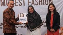Resmi Diluncurkan, Kemenperin Jadi Bagian Penyusunan Buku Panduan Pendampingan Kreasi Fesyen Modest