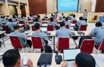 Para Peserta training of trainers (ToT) yang diadakan oleh Samsung Tech Institute (STI) & BBPPMPV BOE.
