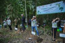 BCA dan PPATK Lakukan Rehabilitasi Lahan Konservasi Orangutan di Kalimantan Timur