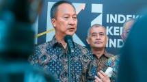 Menteri Perindustrian Agus Gumiwang Kartasasmita 