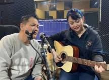 Artis Ratna Listy Antara Umroh Bersama Tim Mata Langit dan Rekaman Bareng Julius Sitanggang 
