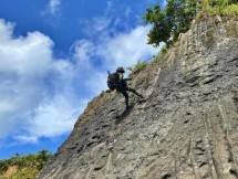 Prajurit Pasmar 3 Sorong Papua Tingkatkan Kemampuan Mountaineering