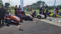 Kementerian PUPR Gelar Ekshibisi Kendaraan Listrik dan Latihan Bersama Mobil Listrik Antar Perguruan Tinggi