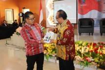 Kembangkan Literasi Di Sulbar, Perpusnas Bantu Buku Untuk 10 Perpustakaan Komunitas
