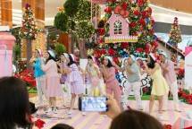 Semarak Gemerlap Akhir Tahun di Pacific Place Mall