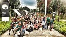Walking Tour dengan pelaku ekonomi kreatif di Kawasan Pariwisata Urban Jakarta.