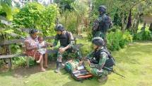 Satgas Yonif Raider 321/GT 13/1 Kostrad Ringkatkan Komsos dengan Masyarakat