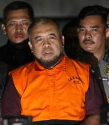 Patrialis Akbar Divonis Delapan Tahun Penjara
