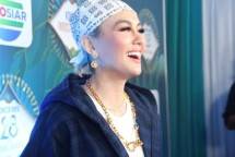 Agnes Mo 