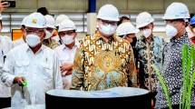 Resmikan Pabrik&nbsp;Lead Rubber Bearing, Menko Airlangga: Kapasitasnya Sangat Besar, Cukup untuk Penuhi Kebutuhan Kementerian PUPR 