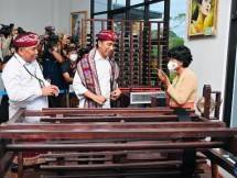 Presiden Jokowi Kunjungi Sentra Tenun Kabupaten Jembrana Bali