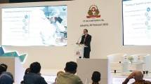 Chief Life Sciences Officer Smoke-Free Product Philip Morris International (PMI), Badrul Chowdhury memberikan penjelasan mengenai sains di balik produk tembakau bebas asap 