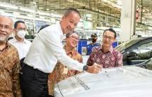 Menteri Perindustrian Agus Gumiwang Kartasasmita 