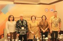 dr. Amanda Tiksnadi, SpS(K), PhD Ketua Panitia 17th Annual Scientific Meeting of InaSH 2023, dr. Erwinanto, Sp.JP(K), FIHA, Ketua InaSH, dr. Djoko Wibisono, Sp,PD-KGH, Sekretaris Jenderal InaSH, Dr. dr. Antonia Anna Lukito, SpJP (K), PIC Buku Pedoman InaSH