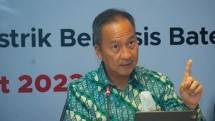 Menperin Agus Gumiwang Kartasasmita