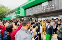 Presiden Jokowi Cek Harga Bahan Pokok Jelang Ramadan di Pasar Tabalong
