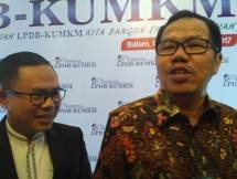 Dirut LPDB KUMKM Braman Setyo bersama Direktur Pembiayaan Syariah pada LPDB, Jaenal Aripin