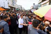 Presiden Jokowi Kunjungi Pasar Terong Makassar Sulsel 
