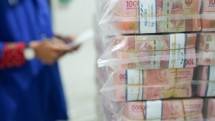 Bank Mandiri menyiapkan uang tunai
