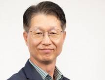 Simon Lee, President Samsung Electronics Indonesia.