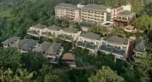 SereS Hotels & Resorts dan SenS Hotels & Resorts yang berlokasi di Ubud-Bali.
