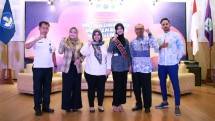 Foto: Penyuluh Narkoba Ahli Madya BNN Provinsi Sumatra Utara Soritua Sihombing, Dosen Psikologi Universitas Sumatra Utara Amalia Meutia, Ketua Tim Informasi dan Komunikasi Hukum Kemkominfo Astrid Ramadiah Wijaya, Duta Pelajar Anti Narkoba 2020 Elvira Dwi Arista, Dosen Politeknik Negeri Medan, Zakaria Sembiring, dan MC Fahmy Saleh