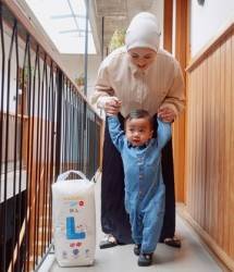 MAKUKU Popok Bayi Sekali Pakai Tertipis 