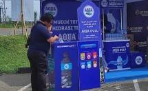 Drop box yang disediakan Danone-AQUA di beberapa rest area untuk tingkatkan kesadaran pengelolaan sampah plasik saat mudik.