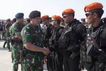  Panglima Yudo Margono Lepas Keberangkatan 39 Pasukan TNI Evakuasi WNI di Sudan
