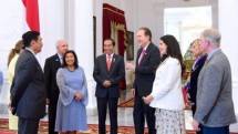 Presiden Joko Widodo menerima kunjungan delapan anggota kongres Amerika Serikat pada Rabu, 3 Mei 2023, di Istana Merdeka, Jakarta. Foto: BPMI Setpres/Muchlis Jr 