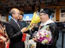 Dubes Rosan Roeslani saat menghadiri Wisuda Mahasiswa Tunarungu Indonesia di Universitas Gallaudet 