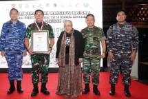 Tanam Mangrove Secara Serentak, Mabes TNI Raih Rekor Muri