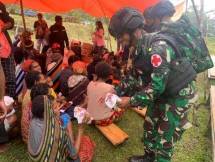 Satgas Yonif Raider 200/BN Berikan Penyuluhan Kesehatan (Foto : Satgas Yonif Raider 200/BN)