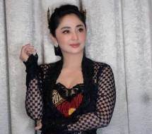 Dewi Perssik (foto by Ig Pribadi Dewi Perssik)