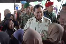 Menhan Prabowo Subianto Beri 112 Motor ke Koramil/02 Pekalongan Timur