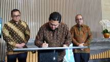 Menteri BUMN Erick Thohir saat meresmikan Gedung Danareksa besutan PTPP