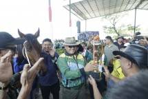Panglima TNI Laksamana Yudo Margono Gelar Piala Pacuan Kuda Kali Pertama
