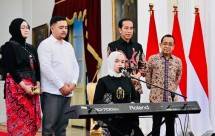 Presiden Jokowi Terima Putri Ariani Peraih Golden Buzzer AGT 2023 