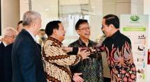 Menhan Prabowo Subianto Dampingi Presiden Jokowi Resmikan Tzu Chi Hospital 