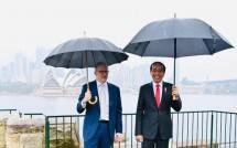 Meski Hujan, PM Australia Ajak Presiden Jokowi Berkeliling Admiralty House